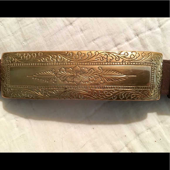 Beautiful Brass and leather adjustable Belt - Picture 2 of 4